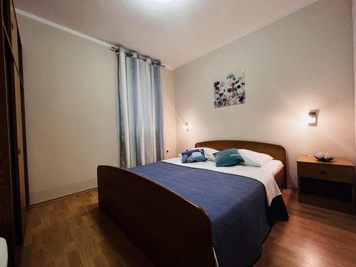 Apartmani Ivica Krk Town Exteriér fotografie