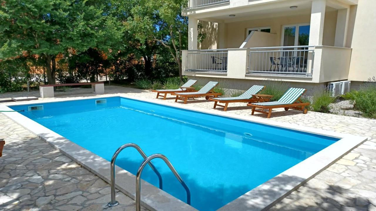 Apartmani Ivica Krk Town Exteriér fotografie