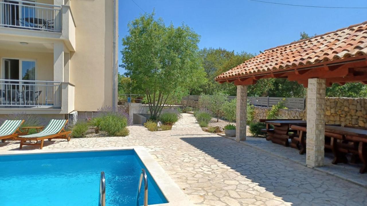 Apartmani Ivica Krk Town Exteriér fotografie