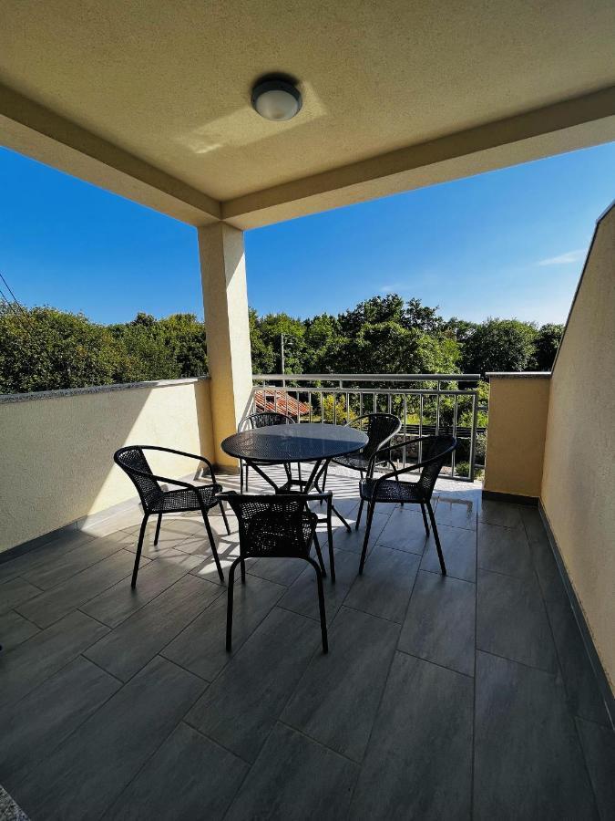 Apartmani Ivica Krk Town Exteriér fotografie